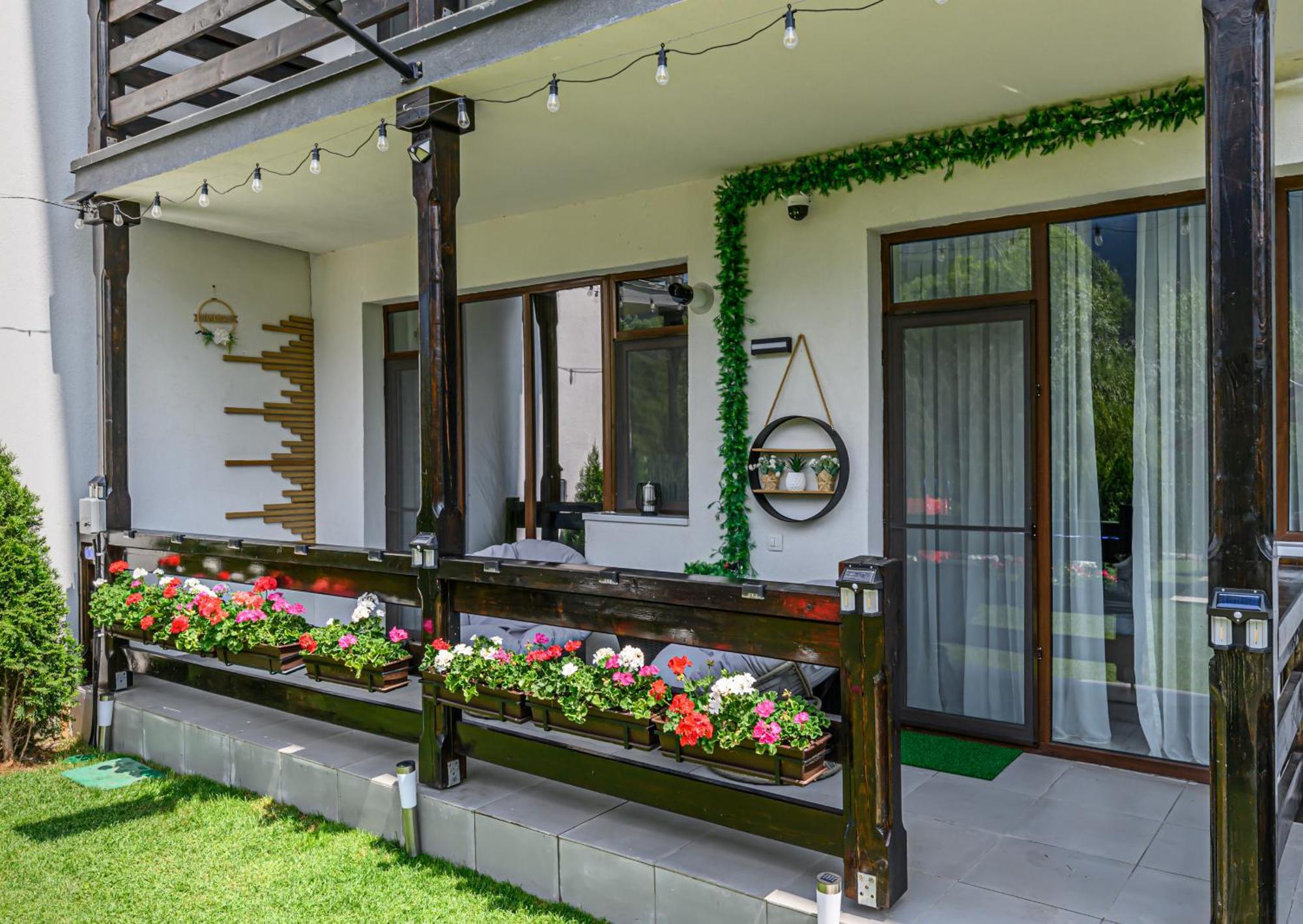 Ama Garden Apartment Buşteni Exterior foto
